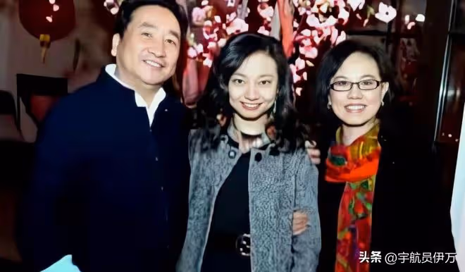 「春晚釘子戶」姜昆的老婆,丈夫能上22次春晚