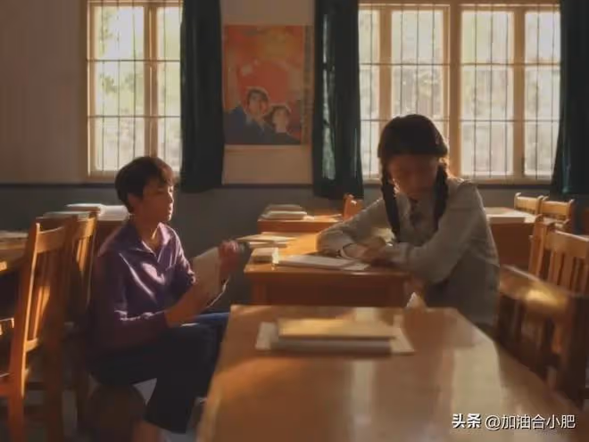 《小巷人家》結局:看懂黃玲嫉妒宋瑩,才知莊超英至死不離婚真相