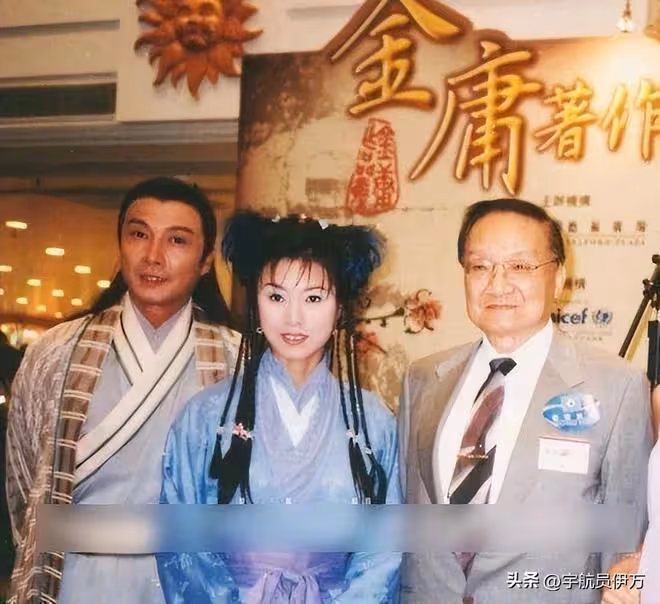 原來她們是親姐妹,姐姐被梁小龍帶紅,妹妹卻因徐少強毀了前途