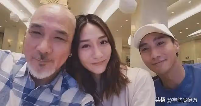 原來她們是親姐妹,姐姐被梁小龍帶紅,妹妹卻因徐少強毀了前途
