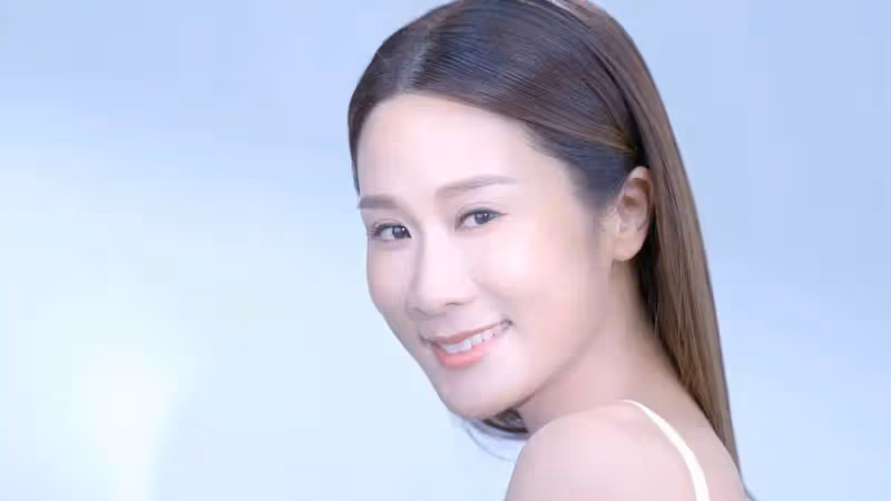 宣布轉行做地產經紀!TVB港姐冠軍張嘉兒不受捧,婚後顏值氣質飆升