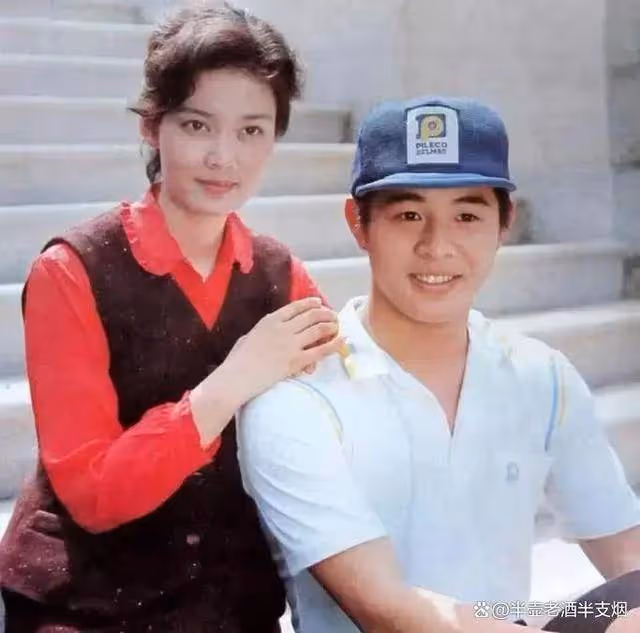 李思:生父李連杰把我和媽媽拋棄,如果可以的話我不想當他的女兒