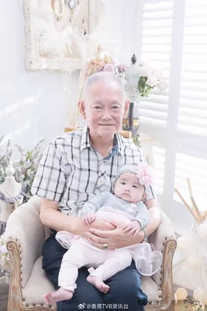 前TVB女星另一半曝光?神秘男現身安息禮送別陳爸爸
