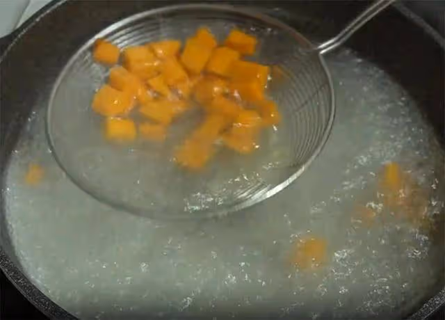 香菇很多人不會做，教你特色新做法，入味還有嚼勁，口感像嚼肉