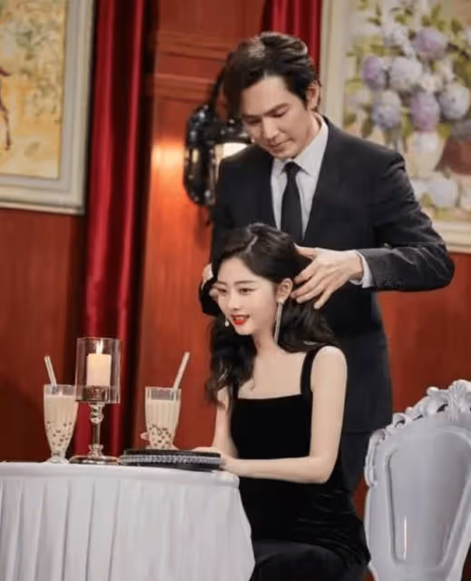 鍾漢良終於承認,最愛的不是圈外的素人老婆,而是相差16歲的她