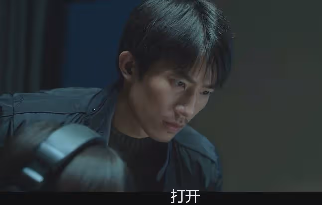 全國收視率第一，朱珠令觀眾成功入坑，央視諜戰反特劇有天花板了