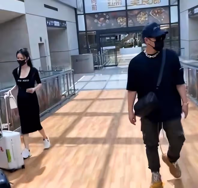 宣雲曬美照被贊仙女下凡,和方媛一樣越來越有名媛范