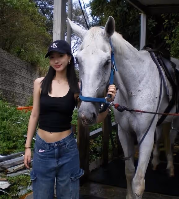 超辣超狂野!小S大女兒赴美3個月,穿豹紋裝變得認不出