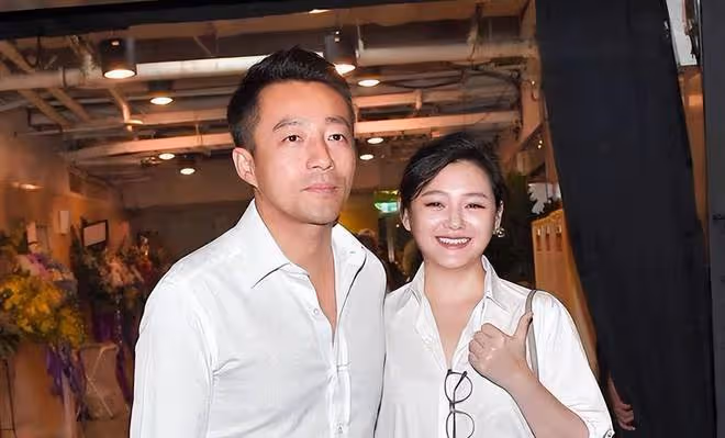 大S經濟困境曝光,汪小菲房款風波再起,昔日女星何去何從?