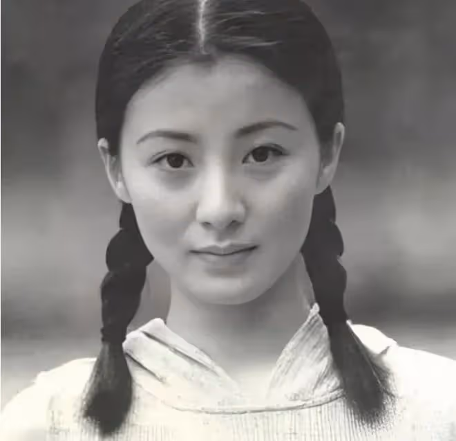 演員徐露:因嫌丈夫丑不要孩子,丈夫給她245萬,生女兒後怎樣了