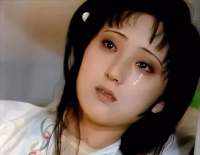 陳曉旭：19歲爆紅，35歲身價上億，42歲出家，丈夫的堅守讓人淚目