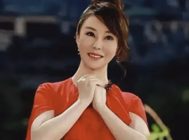 一曲成名的歌唱家祖海48歲依然單身,這背後的原因讓人唏噓!