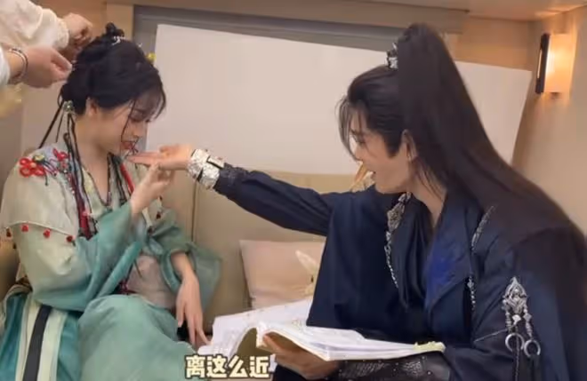 15萬人打出7.6分！43歲阿嬌終於告別「肉裝妲己」的尷尬了？