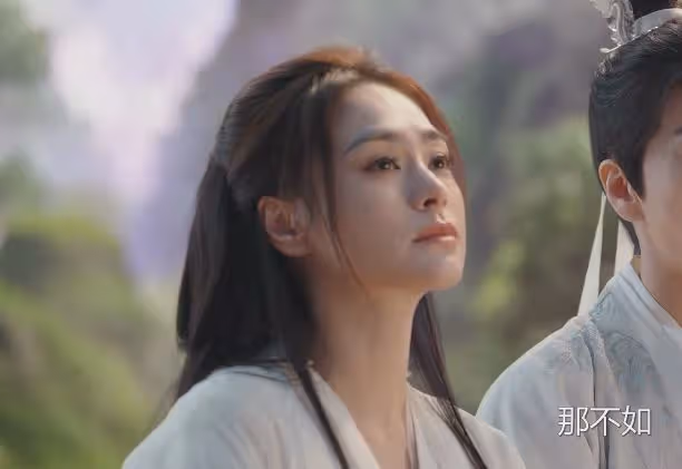 15萬人打出7.6分!43歲阿嬌終於告別「肉裝妲己」的尷尬了?