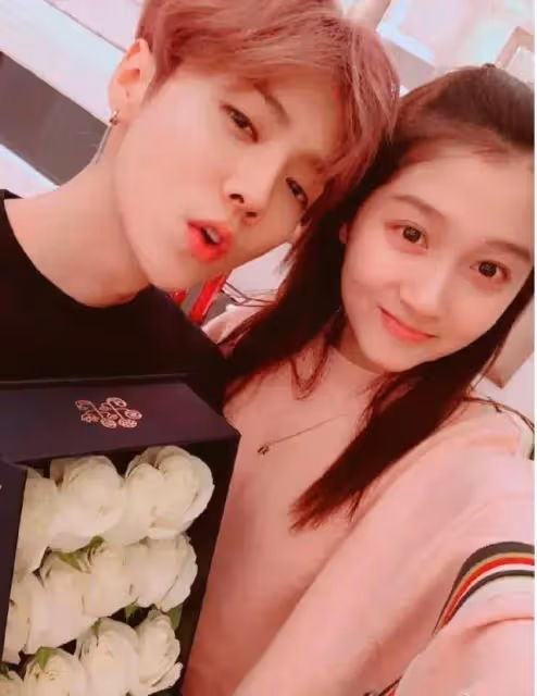 絕對得頂流!鹿晗一舉動再次引爆熱搜,又是和關曉彤有關