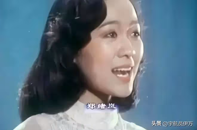 66歲鄭緒嵐回國賺錢,身材臃腫盡顯滄桑,網友:不是中國人不能要