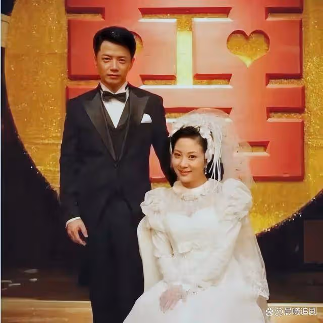 追了9年才娶了妻,因妻子怕疼他做了12年丁克,如今過得怎麼樣
