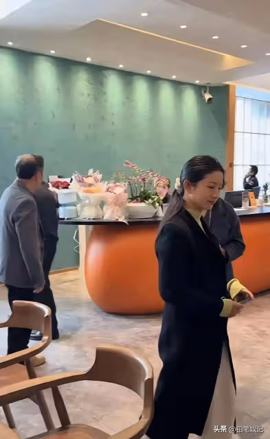 騰衝拒日酒店,前台小姐姐找到了,不僅顏值高關鍵是三觀正