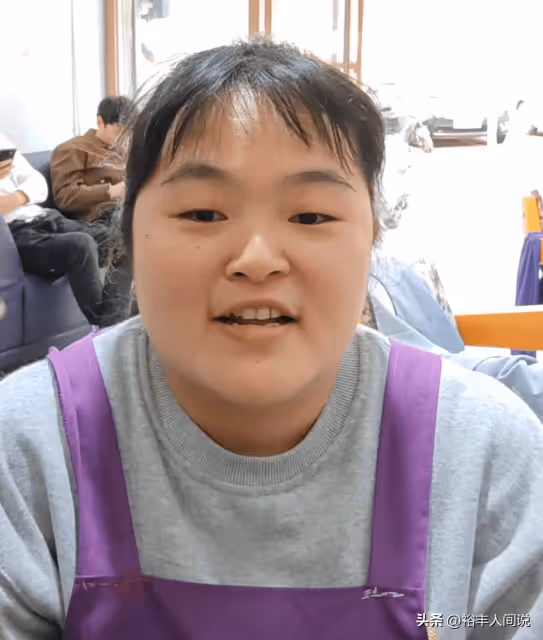 網友破防！髮型師曉華門前路連夜翻新，細節證實可能成為郭有才