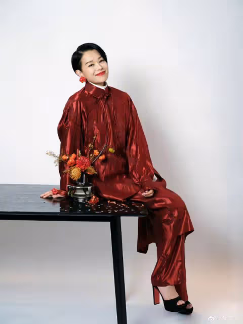 TVB視後胡杏兒獲家人慶生!生日蛋糕太有愛,姐妹團登門送祝福