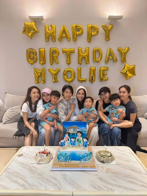 TVB視後胡杏兒獲家人慶生!生日蛋糕太有愛,姐妹團登門送祝福