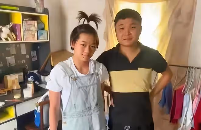 全紅嬋的堂哥結婚:大伯娘戴百萬翡翠項鍊,新娘子很有福氣