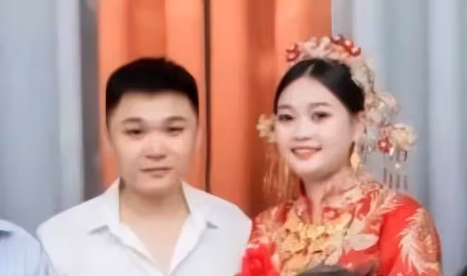 全紅嬋的堂哥結婚:大伯娘戴百萬翡翠項鍊,新娘子很有福氣