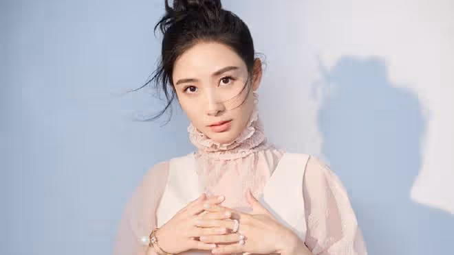 陶昕然坦誠為戲學抽菸,敬業態度引熱議,安陵容形象深入人心