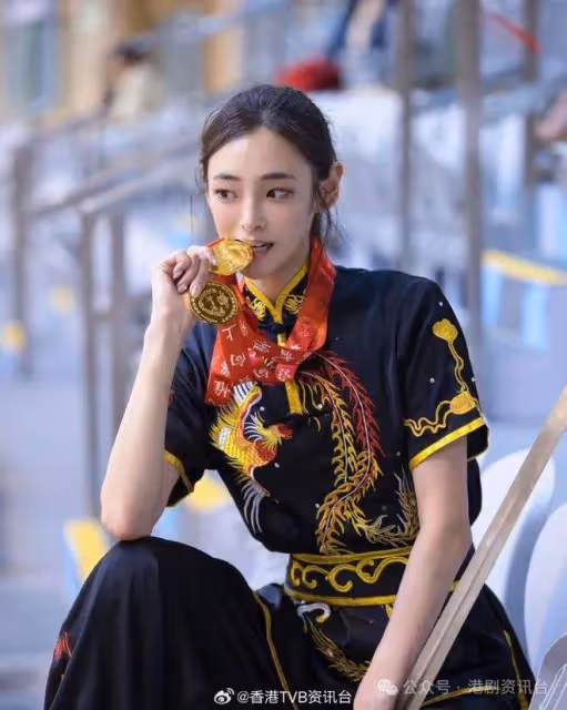 TVB上位小花化身「頂級綠茶」打造葫蘆身形!曾捲私生活混亂落力洗底