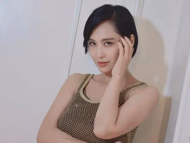 三分性感七分嫵媚,風韻猶存天花板!這10位女星讓人一眼萬年