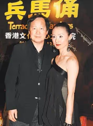 與楊紫瓊齊名,嫁億萬富豪,被老公現場捉到與乾兒子不倫戀,她如今怎麼樣了?