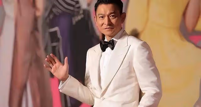 劉德華千金近照曝光,5億嬌養驚蛻變,12歲模樣出乎意料