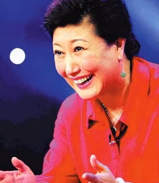 她離世19年遺產成空,女兒揮霍7套房,與趙本山恩怨至死未解