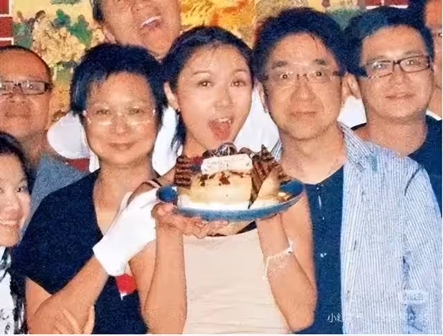 美少女薛凱琪自曝曾遭遇父母情感危機,偏激時更持刀欲跳樓