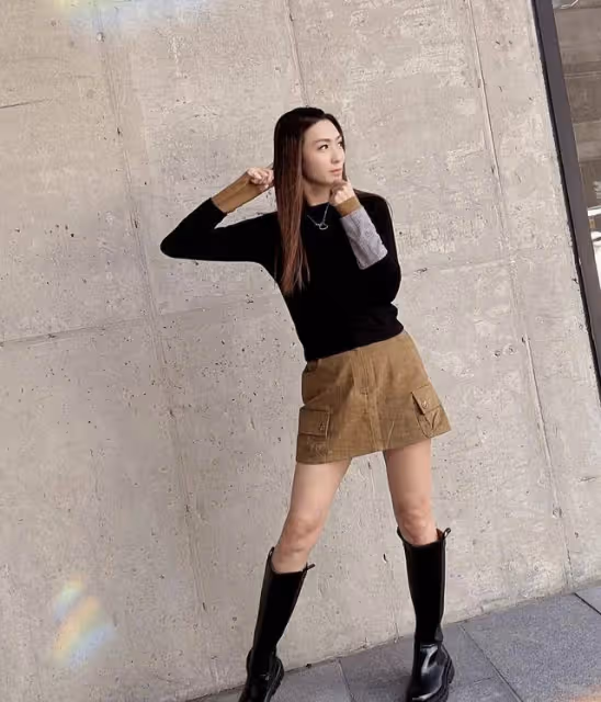 TVB實力女星近況曝光!出席活動大秀完美身材,修長美腿成焦點