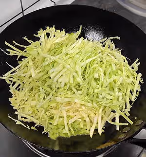 粉絲炒包菜