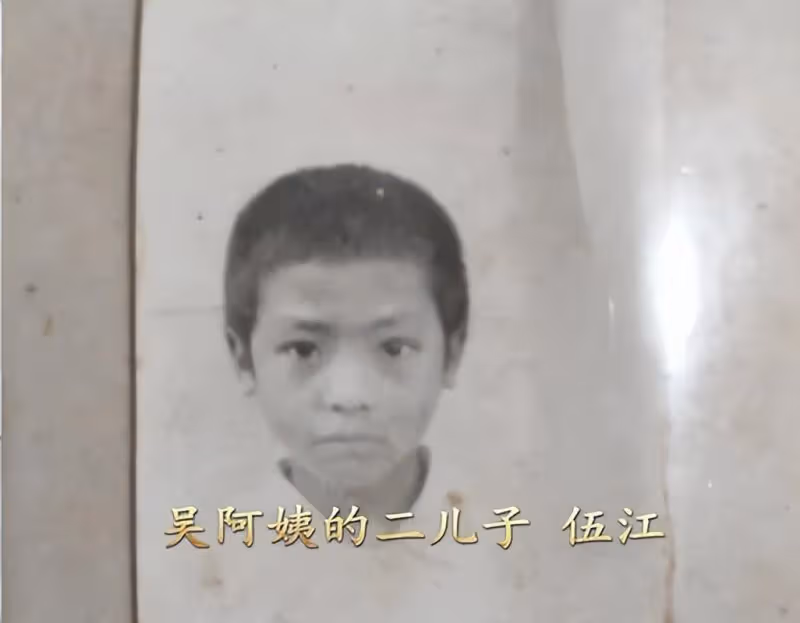 富豪兒子2歲被拐,33年後找到竟然在種地,得知兒子經歷崩潰大哭