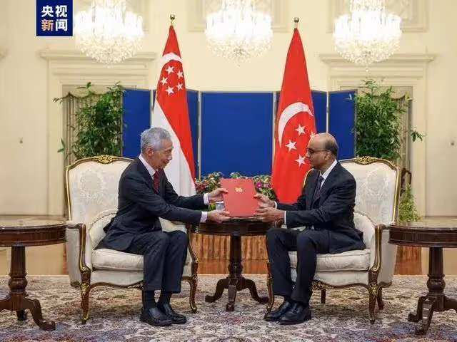 李光耀次子李顯揚稱在英國獲政治庇護，新加坡政府否認其「政治迫害」指控