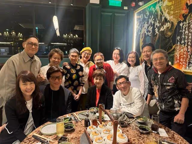 TVB老戲骨姜大衛三代同堂慶祝太太76歲生日,60歲女婿曹永廉獲贊凍齡