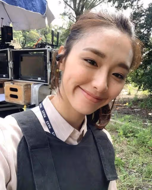 TVB小花突然髮長文宣布離巢,直言盡力過不後悔,去年結婚誕下愛兒