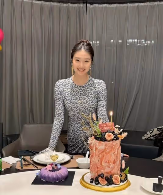 文章大女兒曬近照，16歲愛馬漂亮氣質，側臉出鏡超像媽媽馬伊琍