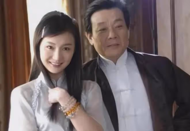 寇世勛後悔的腸子都青了:骨血都被榨乾了,一男同侍二女41年