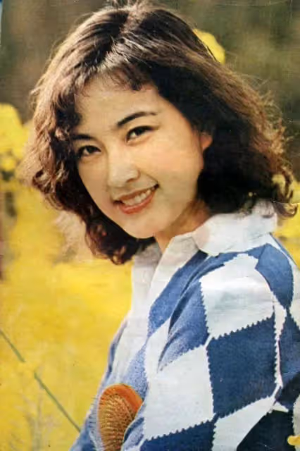 劉曉慶70多歲談八個男朋友怎麼了?不但沒人罵她反而都要夸!