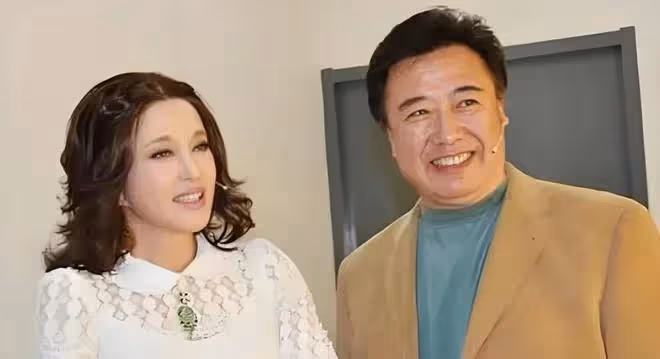 劉曉慶70多歲談八個男朋友怎麼了?不但沒人罵她反而都要夸!