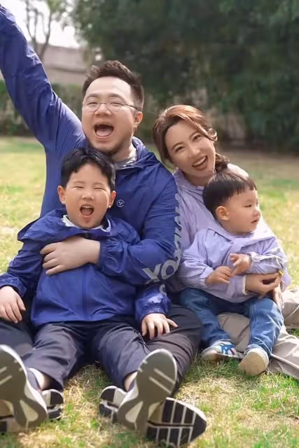 被父親英達拒認多年的巴圖,最終用9個字拒絕了父親的求和!