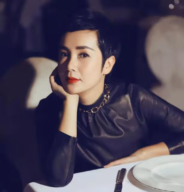 蔣雯麗近況曝光，屢遭背叛卻不離婚，她的報復讓顧長衛有苦難言