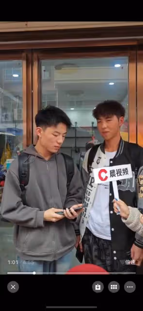 男大爆改易烊千璽?湖南懷化網紅髮型師曉華妙手出「奇蹟」
