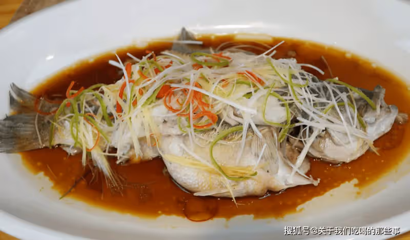 不管蒸哪種魚，只用「4樣料」就夠了！簡單好吃，魚肉鮮嫩不腥