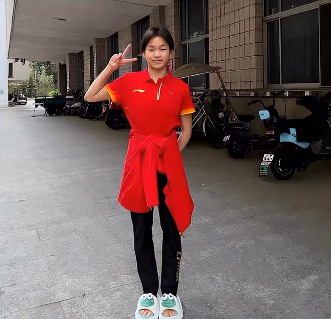 全紅嬋老家出現怪人，手拿羅盤看風水，全紅嬋爺爺立刻關門謝客