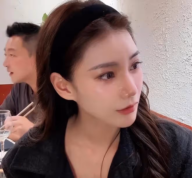 汪小菲帶小梅喝北京豆汁，小梅一點也不嬌氣，全部吃光喝光
